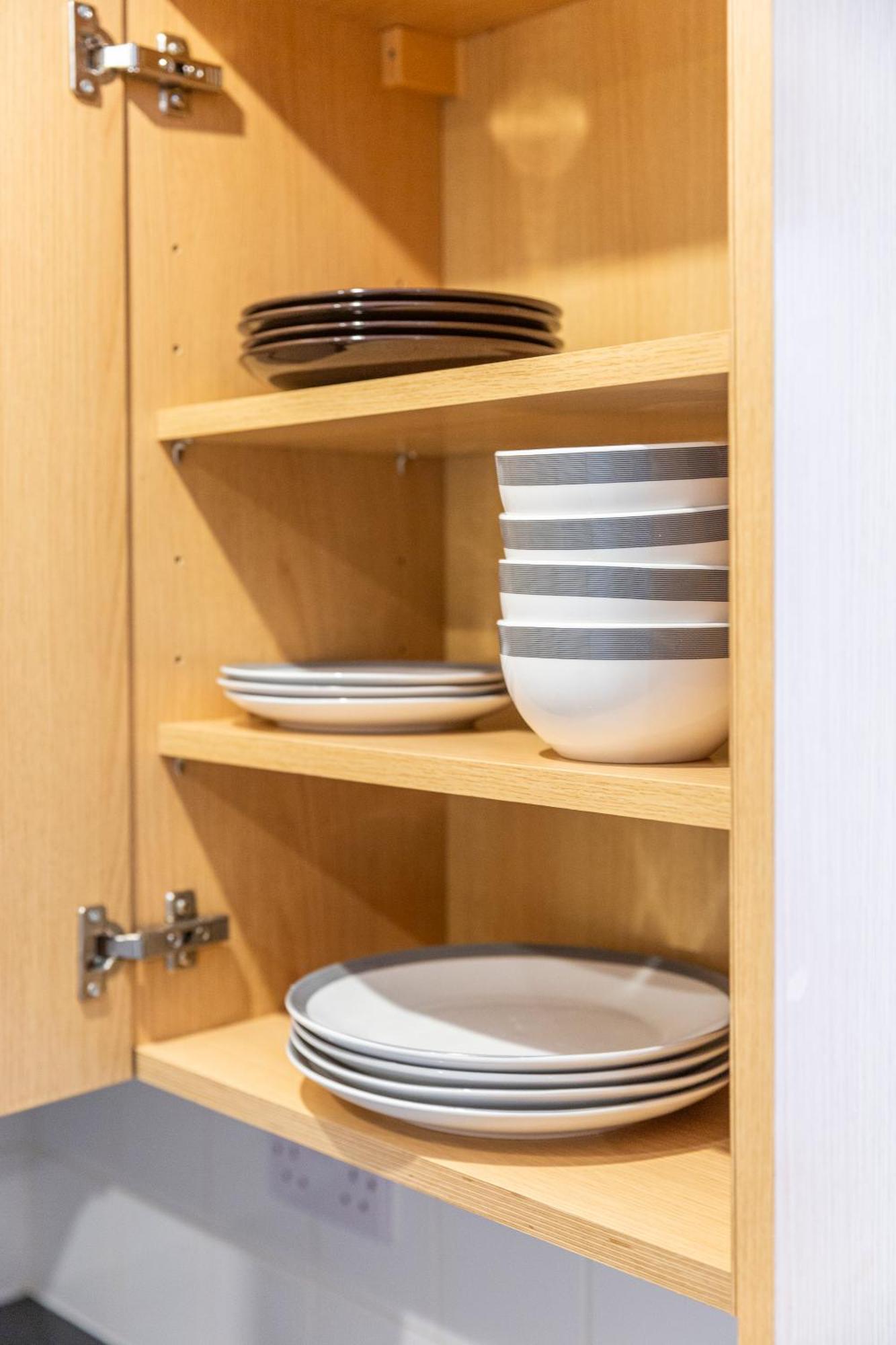The Vogue Stay, 3 Bedrooms, 2 Bathrooms, Ideal For Jr & Oxford Hospitals, Free Carpark, Conveniently Located For Ring Road Access, 2 Miles From Oxford City Centre Easy Car & Bus Route Kültér fotó