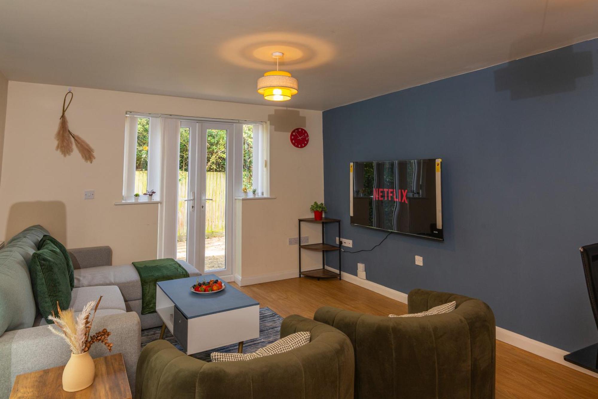 The Vogue Stay, 3 Bedrooms, 2 Bathrooms, Ideal For Jr & Oxford Hospitals, Free Carpark, Conveniently Located For Ring Road Access, 2 Miles From Oxford City Centre Easy Car & Bus Route Kültér fotó